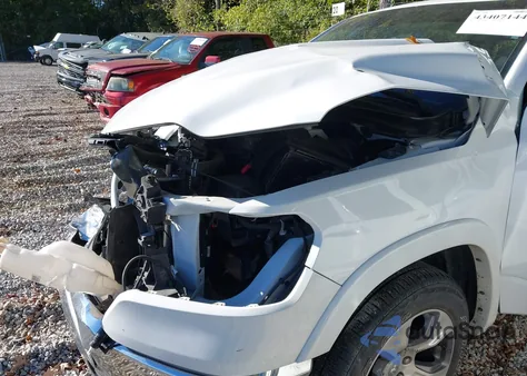 2021 Ram 1500 Laramie 4X4 6'4 Box from USA, damaged, VIN 1C6SRFRT9MN781079